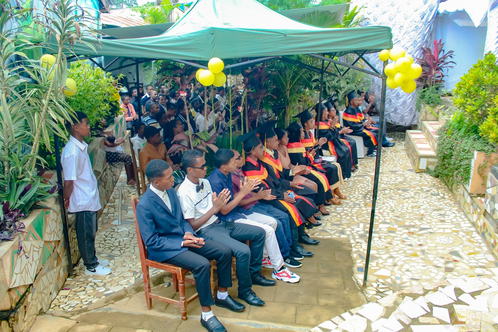 🎓 Une Cérémonie Mémorable avec Brine University ! 🎉